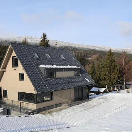 Jestrabnik Chalet *